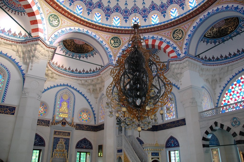 Shehitlik Mosque in Berlin - Germany (interior)